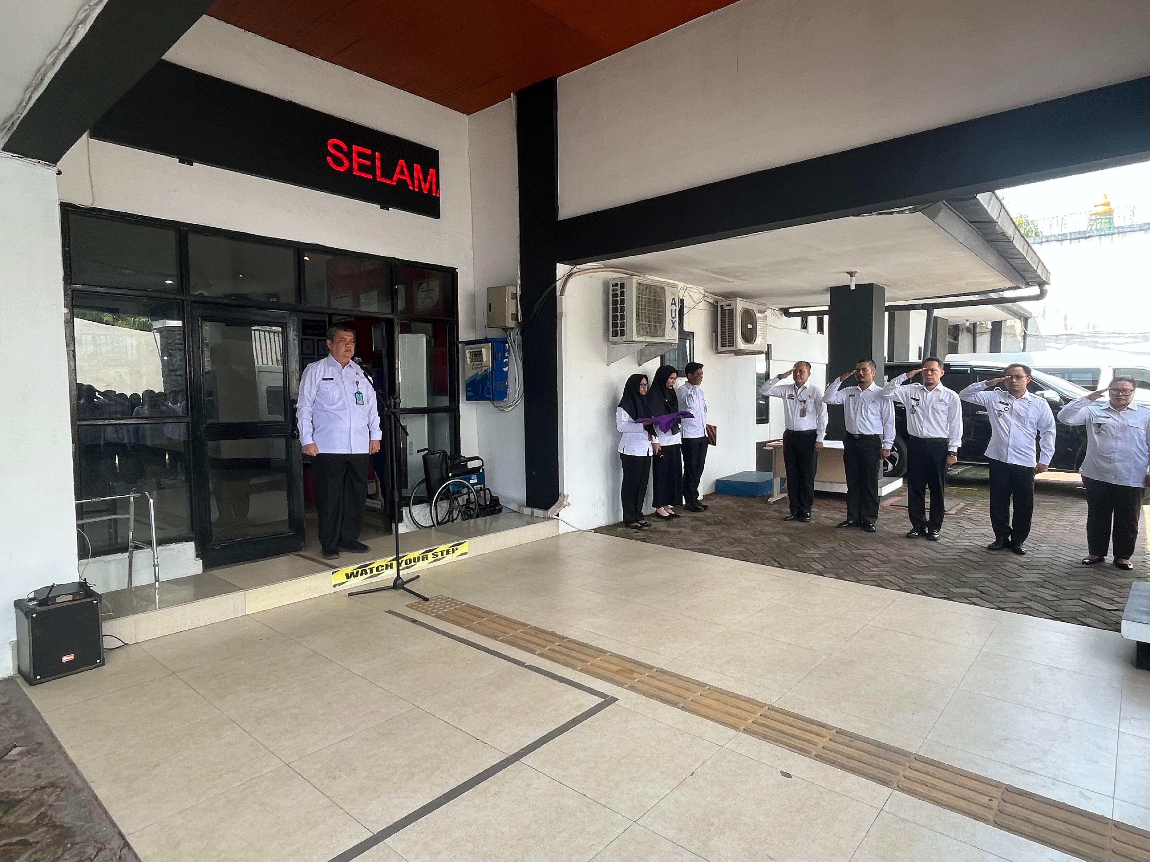 Rudenim Medan melaksanakan Apel Penandatanganan Komitmen Bersama dan Pakta Integritas, Penyematan PIN Wilayah Bebas dari Korupsi serta Pengecekan Kendaraan BMN 