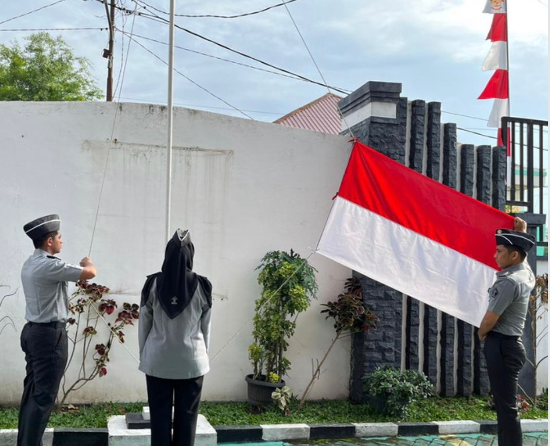 Rudenim Medan Gelar Upacara Bendera Peringatan Hari Dharma Karyadhika Ke-78